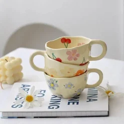 Koreanische Keramik-Blumentasse - Handgeknöpfte Kaffee- und Teetasse