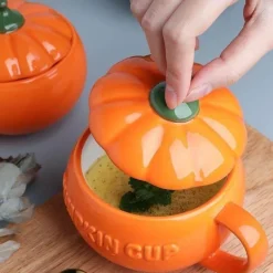 Kürbistasse aus Keramik – Kreative Herbst-Kaffeetasse