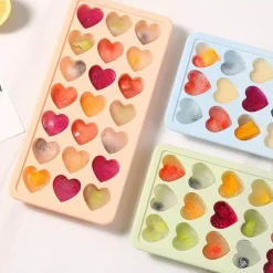 Kreative Herz-Eiswürfelform aus Silikon – lustiger Eisbereiter
