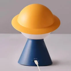 Kreative Strohhut-Nachtlampe – einzigartige dekorative Beleuchtungsvorrichtung