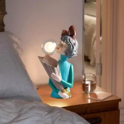 Kreative Tischlampe aus Kunstharz – einzigartige Beleuchtung für die Inneneinrichtung