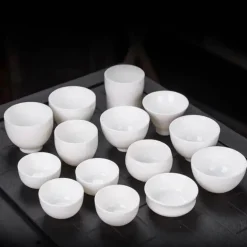 Kung-Fu-Teetassen-Set – 3-teiliges Trinkgeschirr aus weißem Porzellan