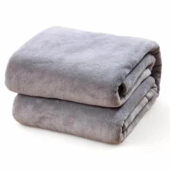 Kuschelige Überwurfdecke - Domenica Home Decor