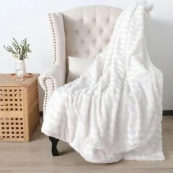 Kuschelige Felldecke – Luxuriöse, weiche Überwurfkollektion