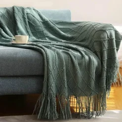 Kuschelige Strickdecke – Sofakomfort im Winter