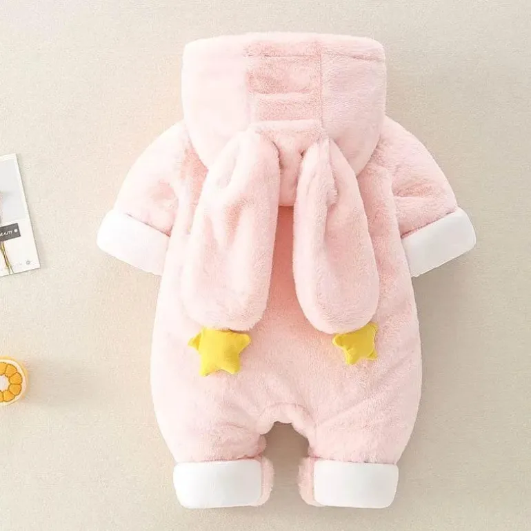 Kuscheliger Winterhasen-Baby-Overall – warmes Plüsch-Outfit