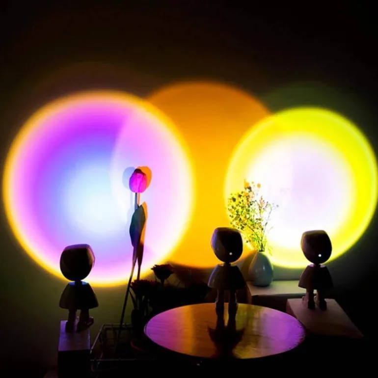 LED Sunset Robot Lamp - Atmospheric Mood Lighting for Home Decor
