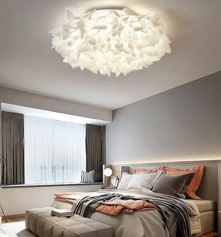 LED-Deckenleuchte - Elegantes, dimmbares Blumendesign