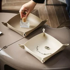Ledertablett - Stilvoller Home Organizer