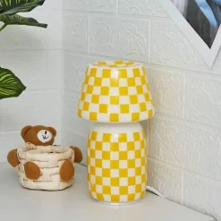 LED-Nachtlampe in Form eines geneigten Pilzes – dekoratives Akzentlicht