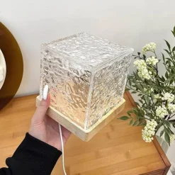 LED-Nachtlampe mit Wasserwellenmuster – beruhigendes Entspannungslicht