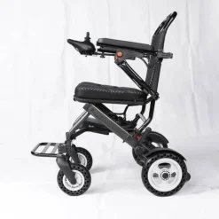 Leichter faltbarer Elektrorollstuhl für Senioren – Kompakte Mobilitätshilfe