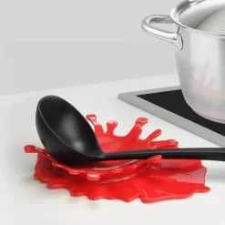 Löffelhalter für Tomatensoße – Lustiges Küchengerät für sauberes Kochen