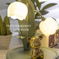 Lilienblumen-Tischlampe – dekorative Blumenbeleuchtung