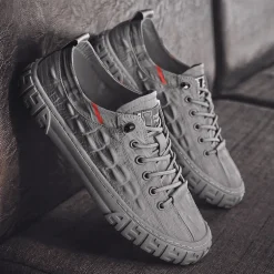 Lässige handgefertigte Herren-Sneakers - Bequeme Outdoor-Schuhe