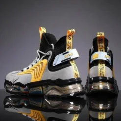 Lässige Hype Sneakers – Streetstyle Outdoor Sneaker