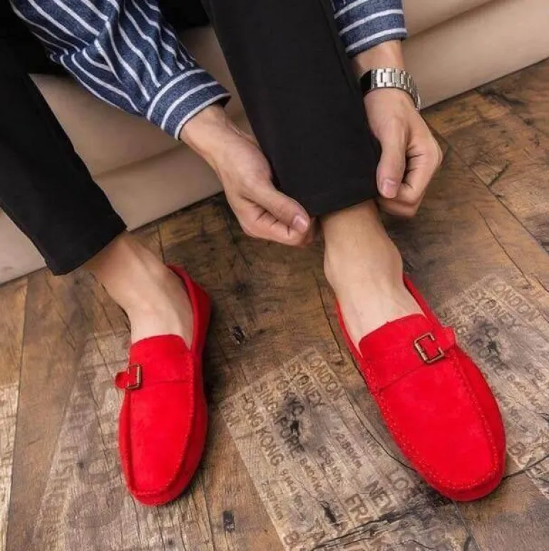 Luxuriöse Slip-On-Fahrerschuhe aus Wildleder für Herren