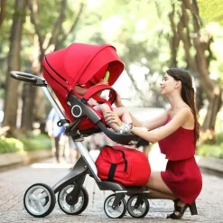 Luxuriöser High-End-Kinderwagen in Rot – High Landscape Design