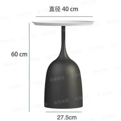 Luxuriöser nordischer Beistelltisch mit Eisen-Metallhalterung