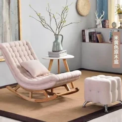 Luxuriöser Schaukelsessel – elegantes europäisches Design