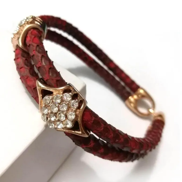 Luxuriöses Pythonlederarmband - Modeschmuck mit Goldakzent