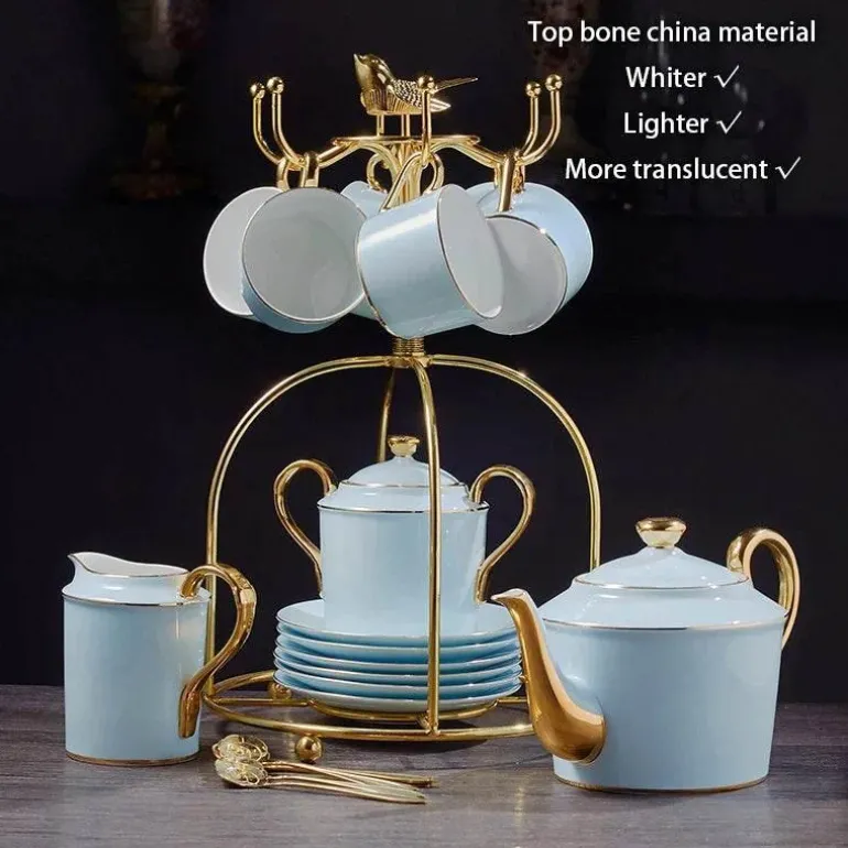 Luxuriöses Tee- und Kaffeeset aus Porzellan – Teekanne mit Tassen aus Bone China