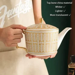 Luxuriöses Teeservice aus Bone China – Hochwertiges Teeservice aus königlichem Porzellan