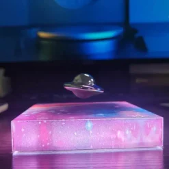 Magnetisch schwebende LED-Raumschifflampe – rotierendes Nachtlicht-Dekor