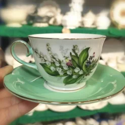 Maiglöckchen-Geschirrset – Elegante florale Geschirrkollektion