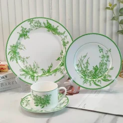 Maiglöckchen-Set aus Bone China – elegantes Blumengeschirr