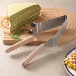 Marina Kuchenschneider – Präzisions-Backwerkzeug für perfekte Stücke