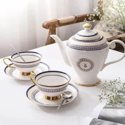 Marokkanisches Porzellan-Teeservice – Elegante Teekanne und Teetassen