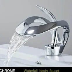 Messing-Wasserfall-Wasserhahn - Moderne Badezimmer-Küchenarmatur
