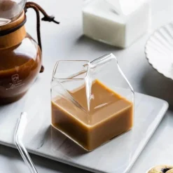 Milchkarton-Glasbecher – süß, transparent, 300 ml, für Saft, Kaffee, Tee