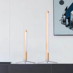 Minimalistische Schreibtischlampe aus Holz – Nordic Sky Design