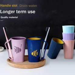 Minimalistischer Zahnbürstenhalter – Badezimmeraccessoire im nordischen Design