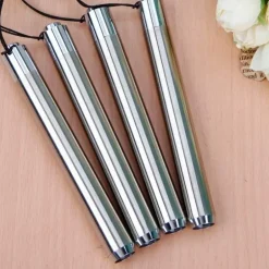 Mini-Taschenlampe aus Edelstahl – tragbares LED-Licht