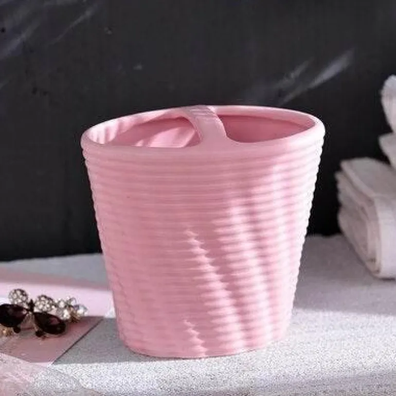 Modern Bath Accessory Set - Menella Collection