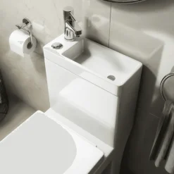 Moderne japanische Toilette mit Waschbecken – platzsparende Badezimmereinrichtung