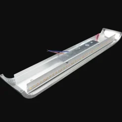 Moderne minimalistische LED-Wandleuchte - Acryl-Leuchte