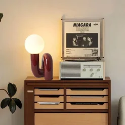 Moderne Schreibtischlampe – Kreative Beleuchtungslösung für Zuhause