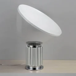 Moderne Tischlampe - Dekorative Beleuchtungsvorrichtung