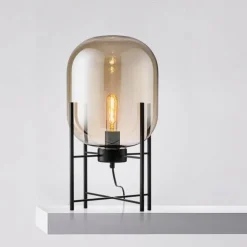 Moderne verstellbare Stehlampe – zeitgenössische Beleuchtungsvorrichtung