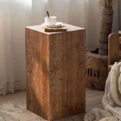 Moderner Beistelltisch – Akzenttisch für das Wohnzimmer