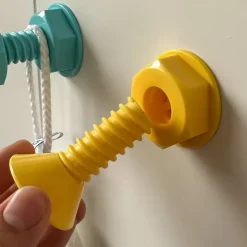 Moderner Beistelltisch aus Holz – Stilvolle Akzentmöbel