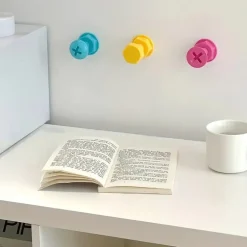 Moderner Beistelltisch aus Holz – Stilvolle Akzentmöbel