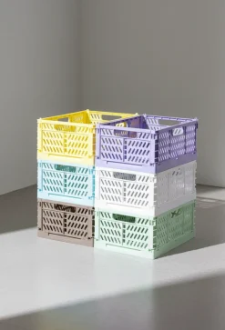 Moderner Beistelltisch aus Holz – Stilvolle Akzentmöbel