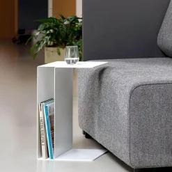 Moderner Beistelltisch aus Holz – Stilvolle Akzentmöbel