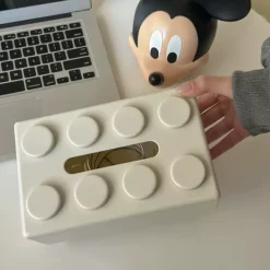 Moderner Beistelltisch aus Holz – Stilvolle Akzentmöbel