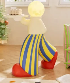 Moderner Beistelltisch aus Holz – Stilvolle Akzentmöbel